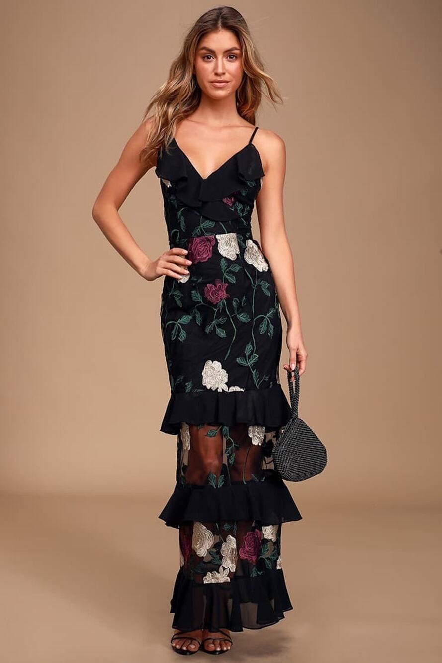 Lulus True To Heart Black Floral Embroidered Maxi Dress Sz S